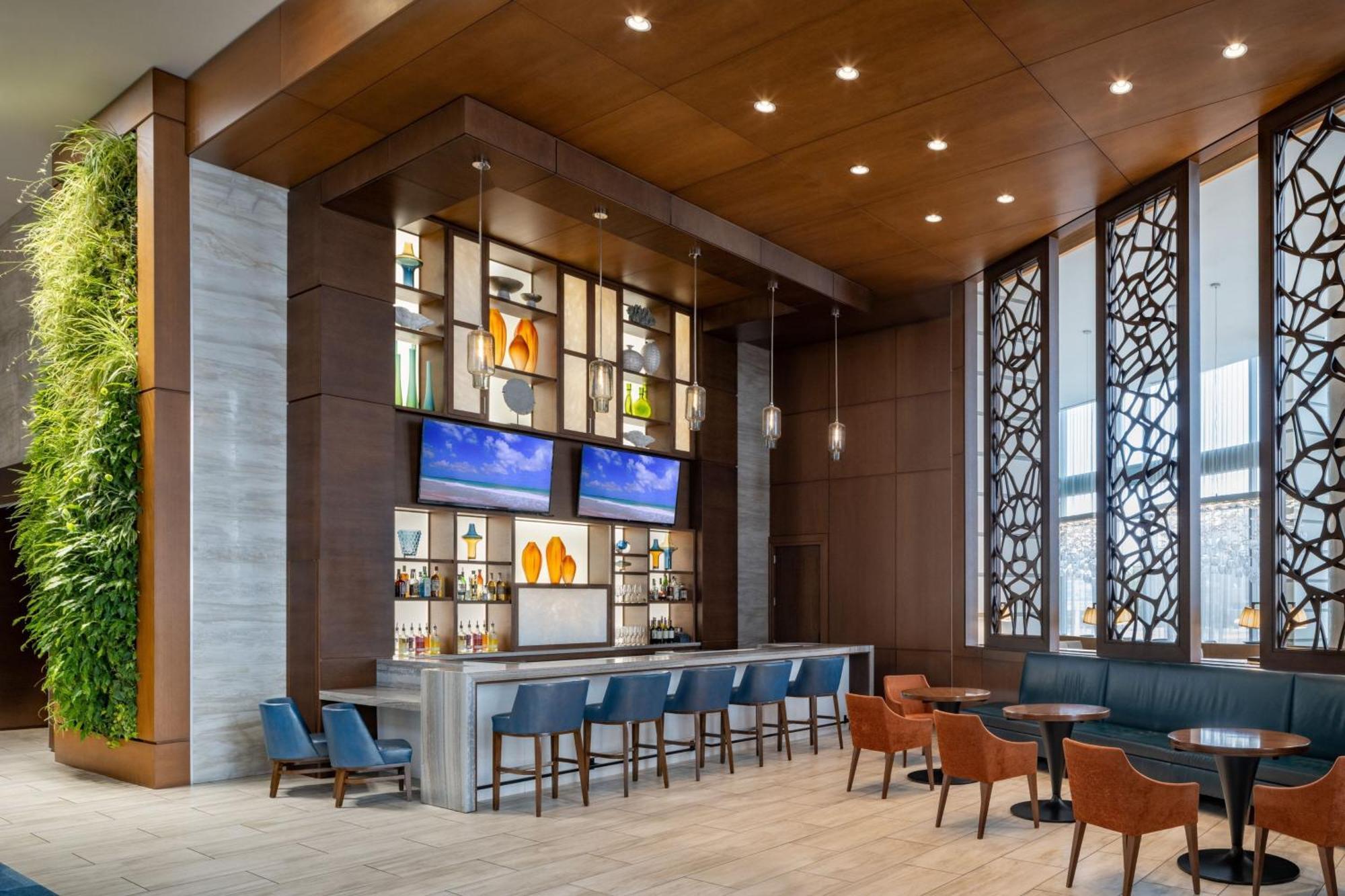 The Westin Sarasota Hotel Exterior photo
